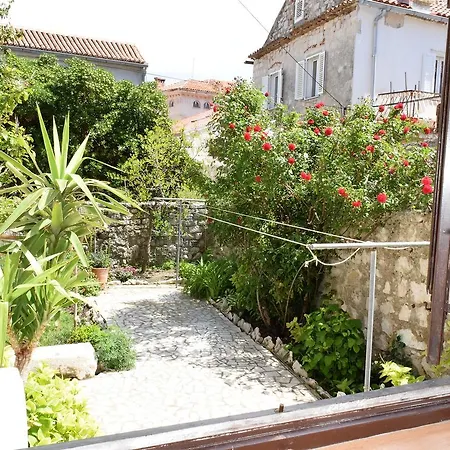 Old Town Rab Garden Appartamento
